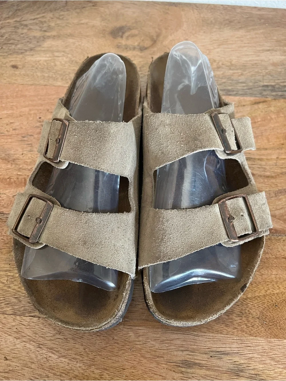 Birkenstock Arizona Tan Suede Sandals Size 40 M US 7-7.5 WUS 9 to 9.5
